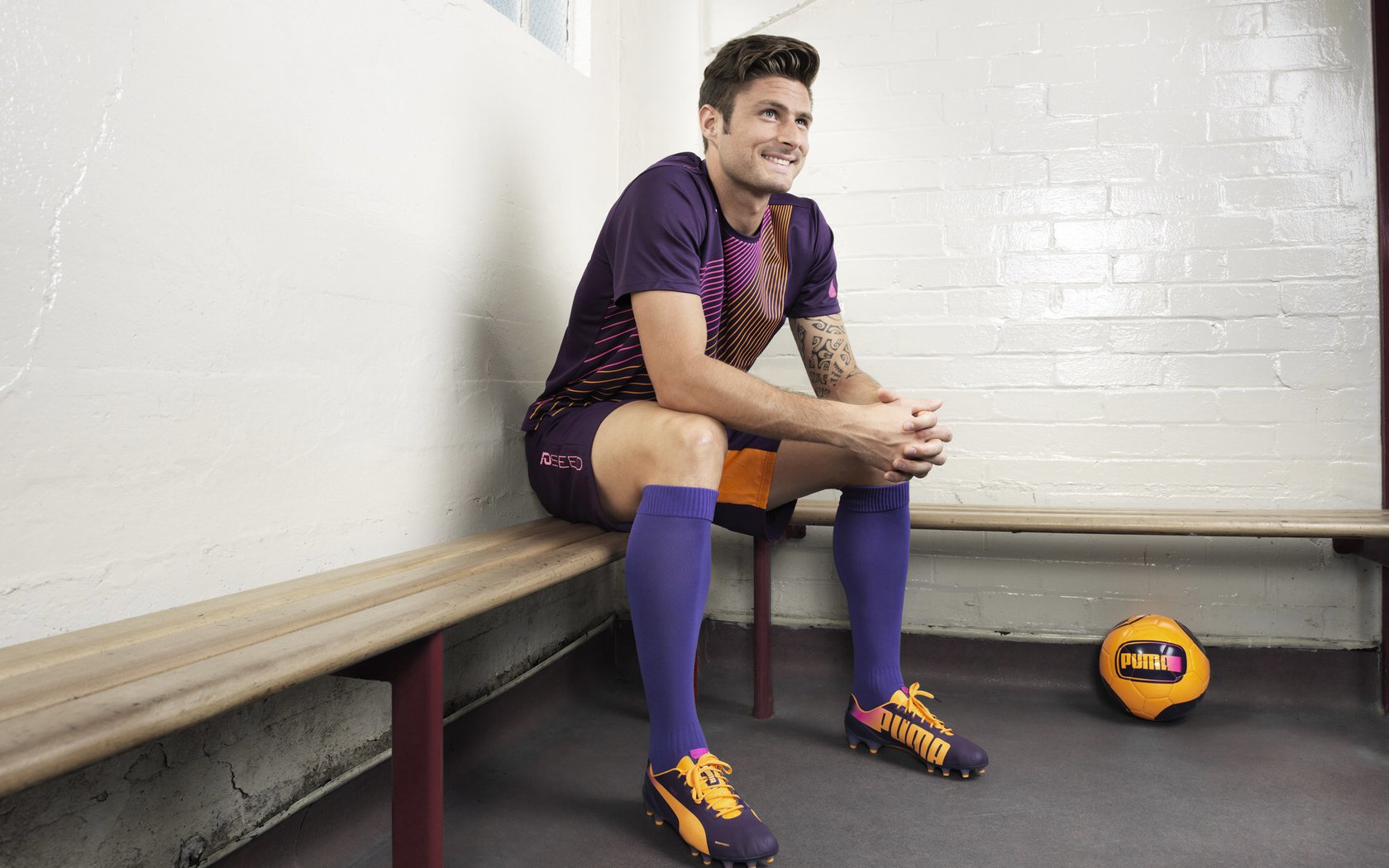 极限竞速中的心态管理：冠军车手的心理战术，极限竞速官方网站